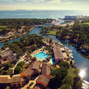 Kompleks wypoczynkowy Pierre & Les Rives De Cannes, Mandelieu